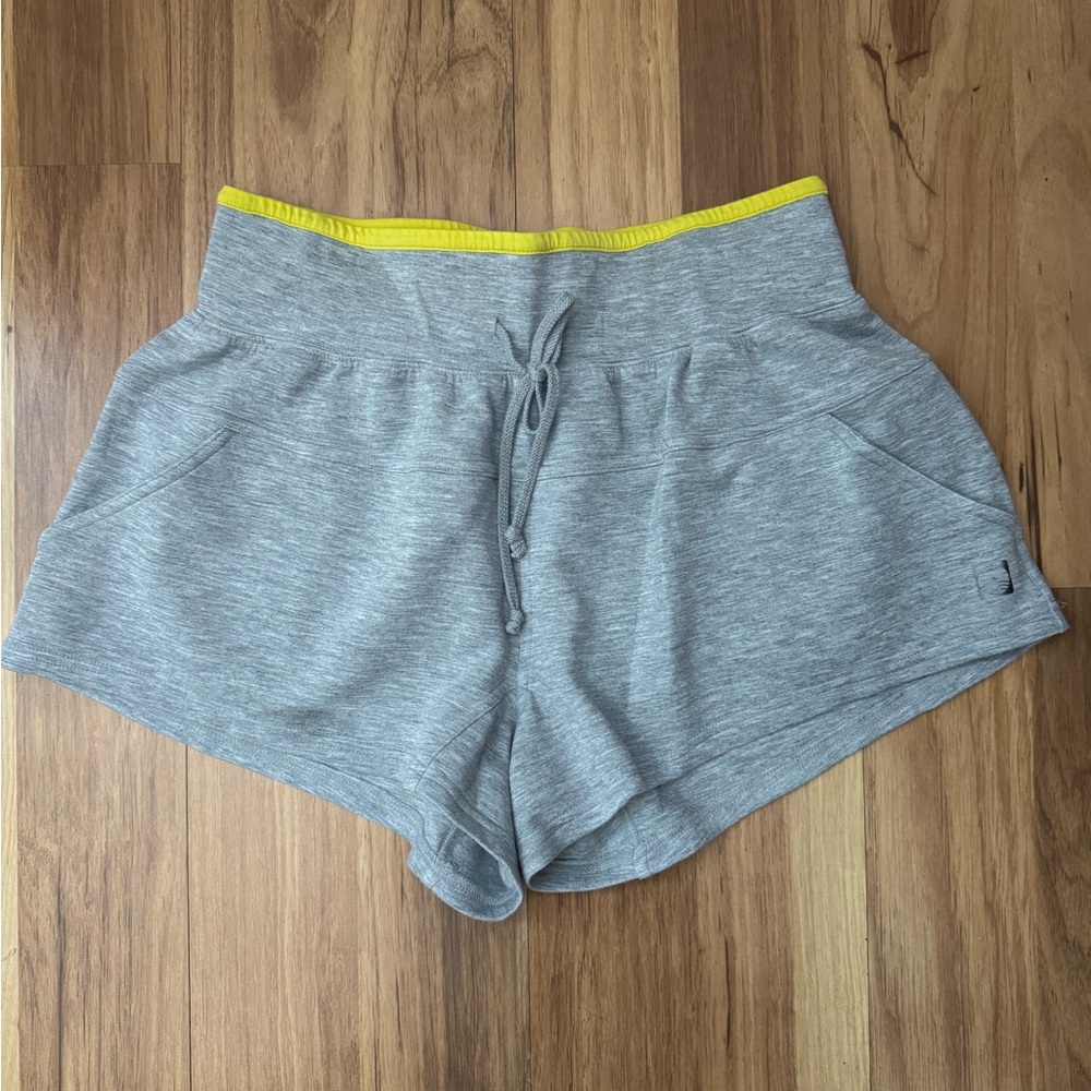 Anthropologie’s Daily Practice High Rise Drawstring Shorts - Picture 4 of 6